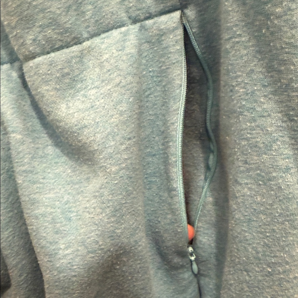 Gymshark Women's Blue pullover Sweater - Picture 2 of 8